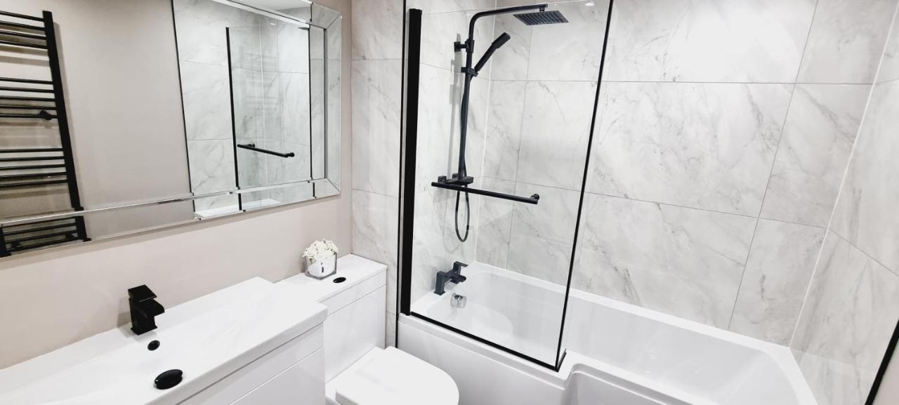 Apartment Two Double Bed Suite, Centre *