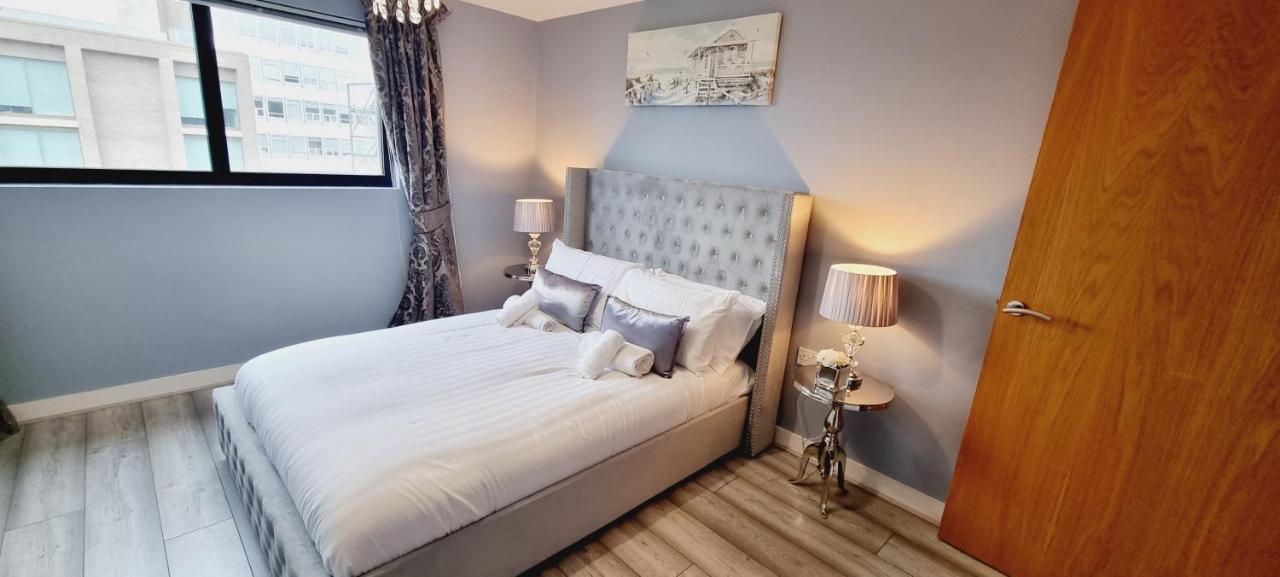 Two Double Bed Suite, Centre *