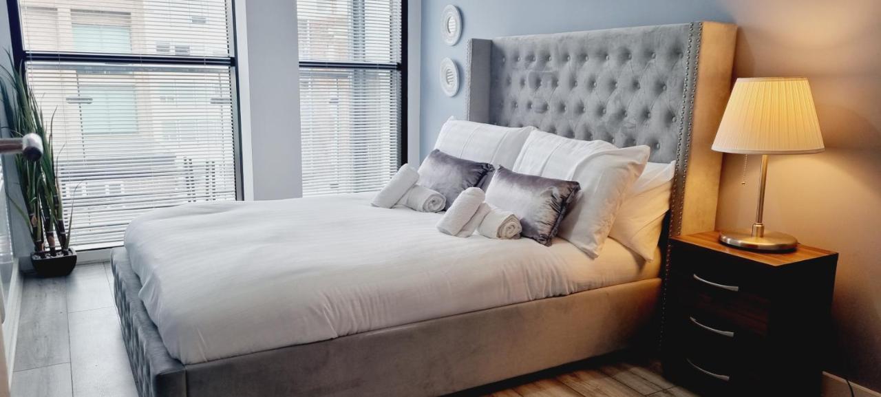 Two Double Bed Suite, Centre
